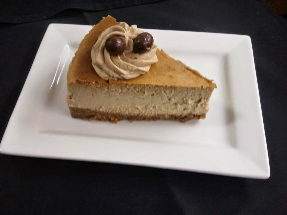 Antonios Italian Cuisine | restaurant | 2505 E 14 Mile Rd, Sterling Heights, MI 48310, USA | 5862645252 OR +1 586-264-5252