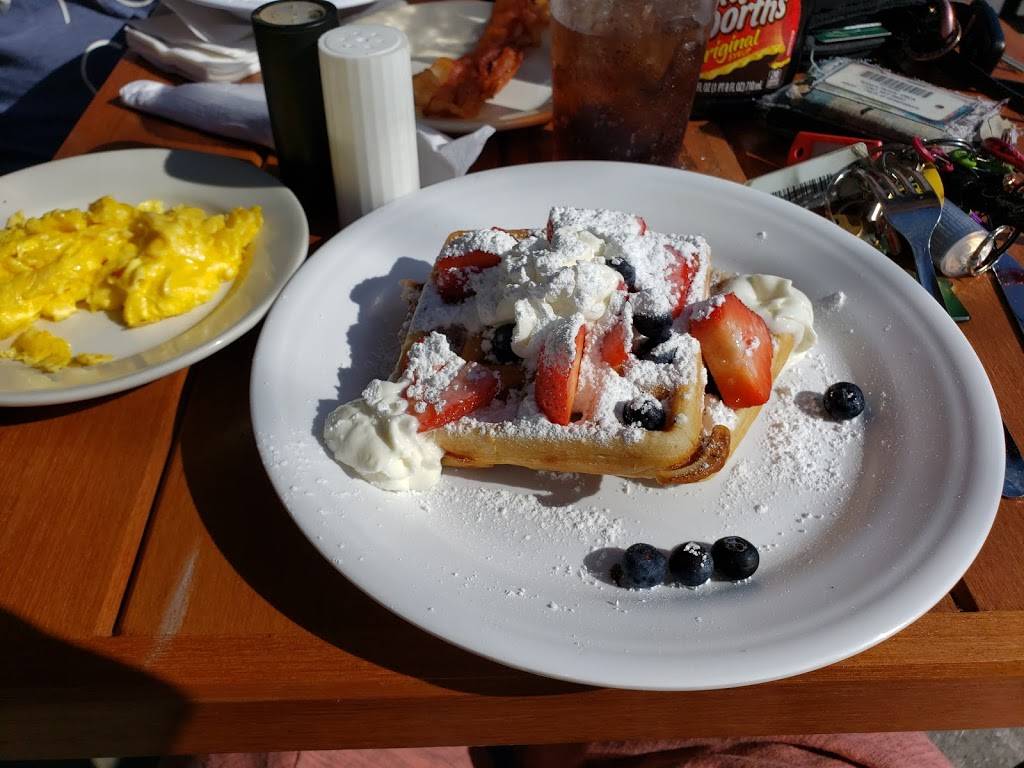 Beer Bellies | restaurant | 109 Market St, Wilmington, NC 28401, USA | 9108335509 OR +1 910-833-5509