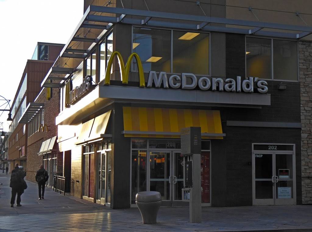 McDonalds | cafe | 200 16th St Mall, Denver, CO 80202, USA | 3035346567 OR +1 303-534-6567
