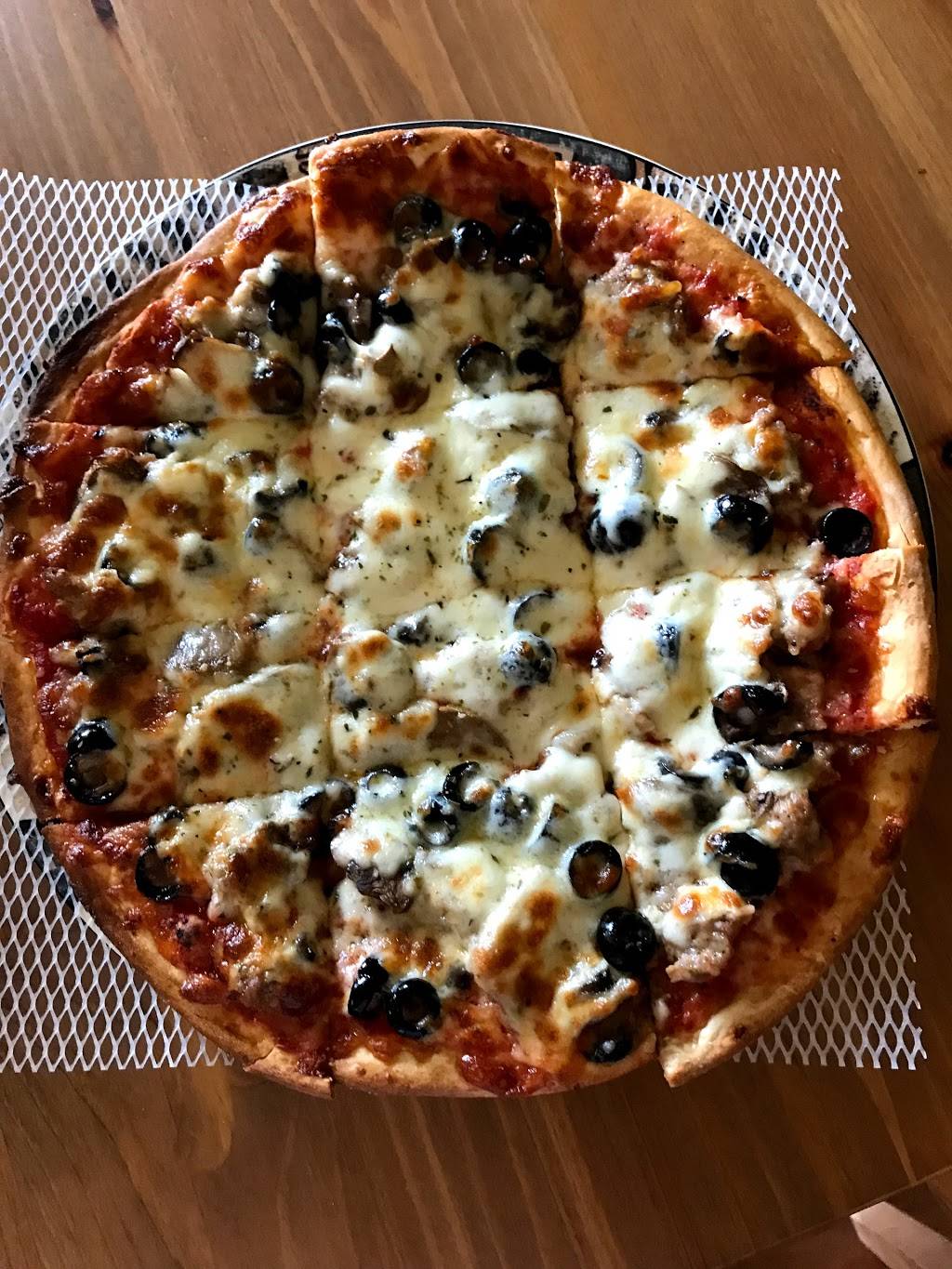 Rosatis Pizza | restaurant | 4206 E Chandler Blvd #34, Phoenix, AZ 85048, USA | 4807061777 OR +1 480-706-1777