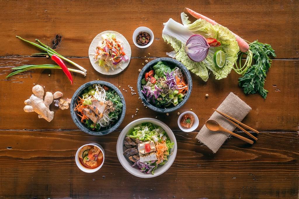 GIWA Fresh Korean Kitchen | restaurant | 1722 Sansom St, Philadelphia, PA 19103, USA | 2677582112 OR +1 267-758-2112