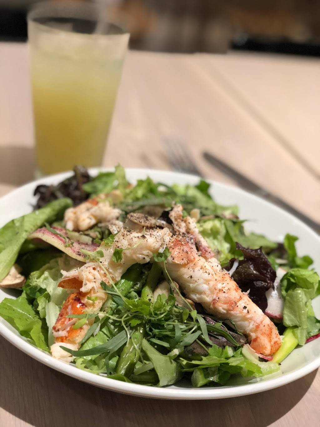 Tender Greens | restaurant | 49 Boylston St Suite 4940, Chestnut Hill, MA 02467, USA | 6174058400 OR +1 617-405-8400