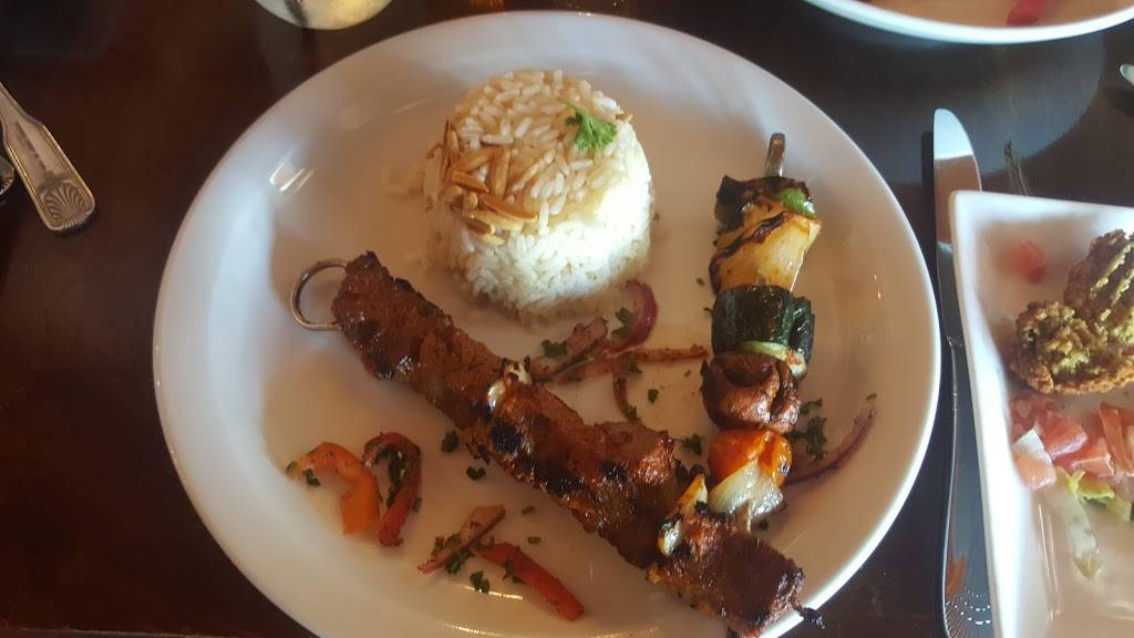 Medii Kitchen | restaurant | 116 S Fairmont Blvd, Anaheim, CA 92808, USA | 7149744633 OR +1 714-974-4633