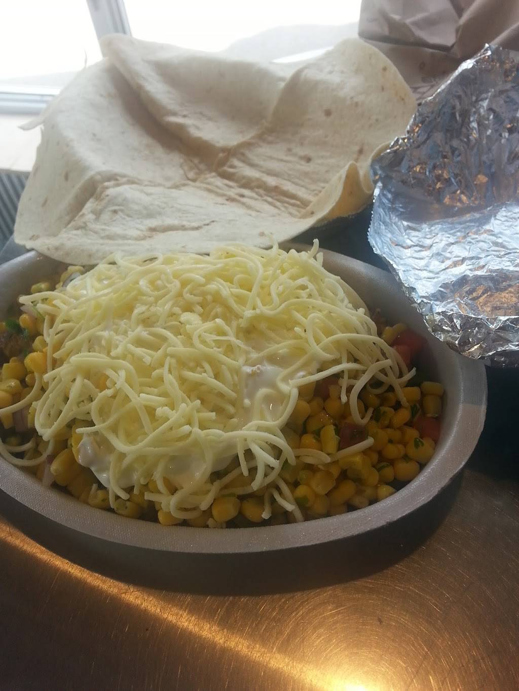 Chipotle Mexican Grill | restaurant | 2611 S Rochester Rd, Rochester Hills, MI 48307, USA | 2488532850 OR +1 248-853-2850