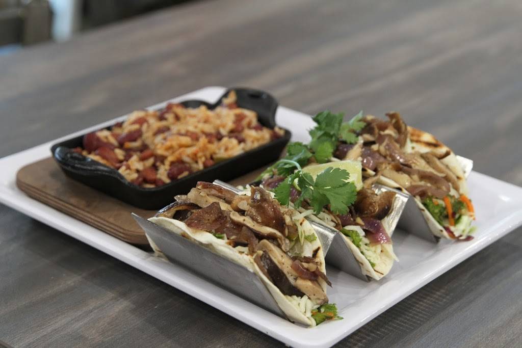 The Tiki Tavern | restaurant | 201 Main St Suite 101, Safety Harbor, FL 34695, USA | 7278438454 OR +1 727-843-8454