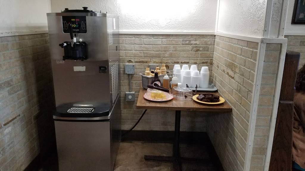 Branding Iron Family Restaurant | restaurant | 1025 W Main St, Durant, OK 74701, USA | 5809241149 OR +1 580-924-1149