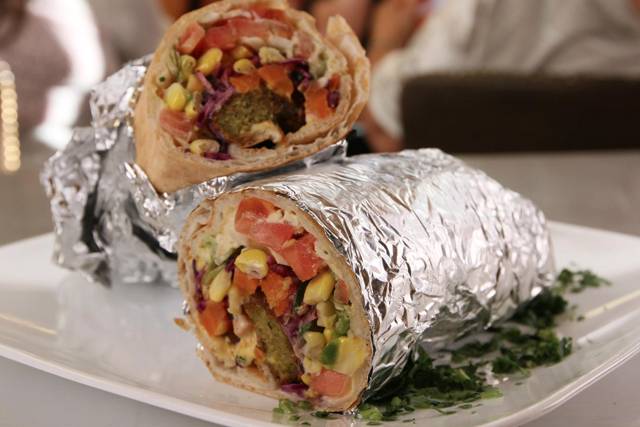 Dr. Laffa Restaurant | restaurant | 3027 Bathurst St, North York, ON M6B 3B5, Canada | 6473529000 OR +1 647-352-9000