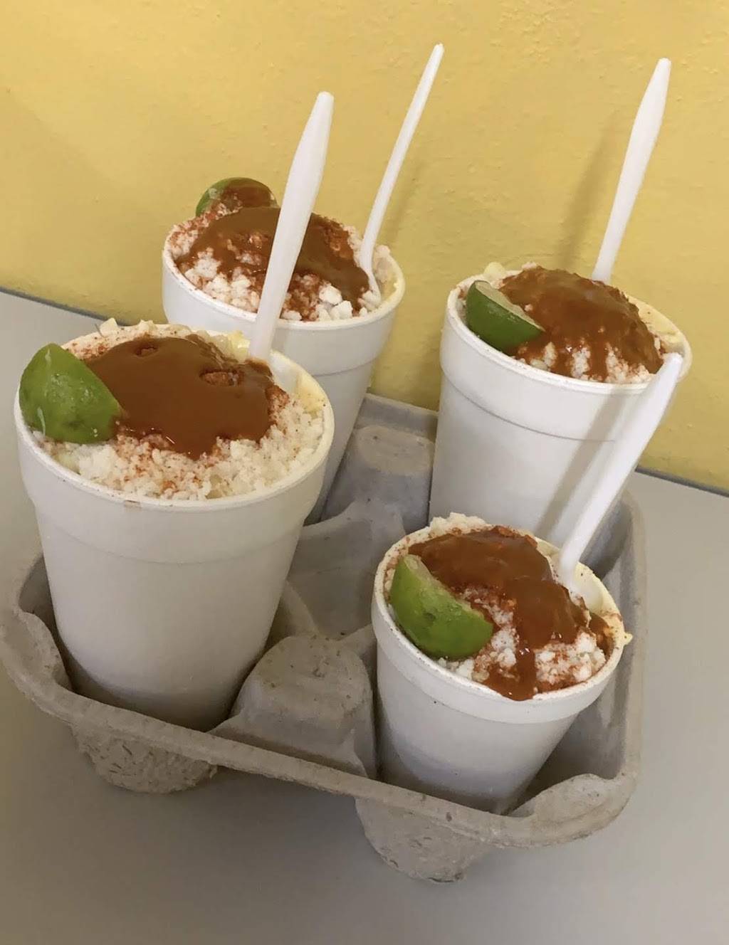 M&M’Snacks & Restaurant | restaurant | 1809 McNutt Rd, Sunland Park, NM 88063, USA | 53324552 OR +57 5 3324552