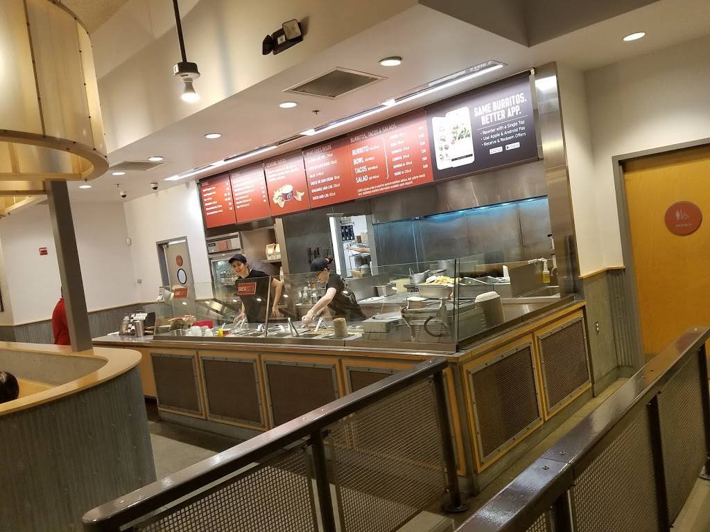 Chipotle Mexican Grill | restaurant | 2465 E Palm Canyon Dr Ste 1110, Palm Springs, CA 92264, USA | 7603250346 OR +1 760-325-0346