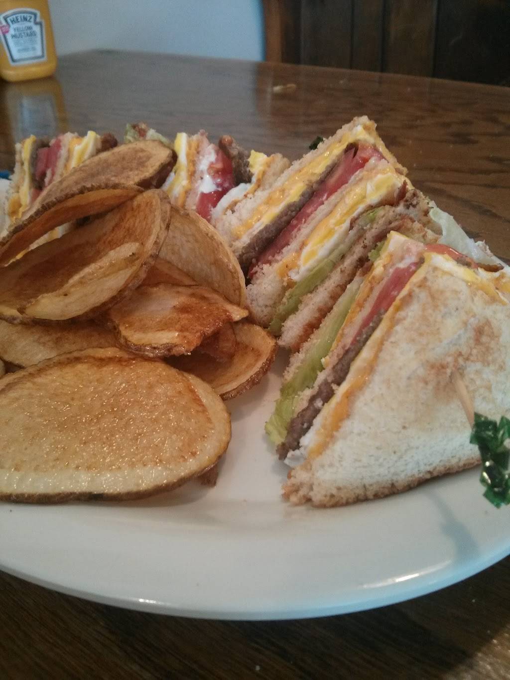 Red Rooster Cafe | restaurant | 801 W Main St, Hendersonville, TN 37075, USA | 6153480122 OR +1 615-348-0122