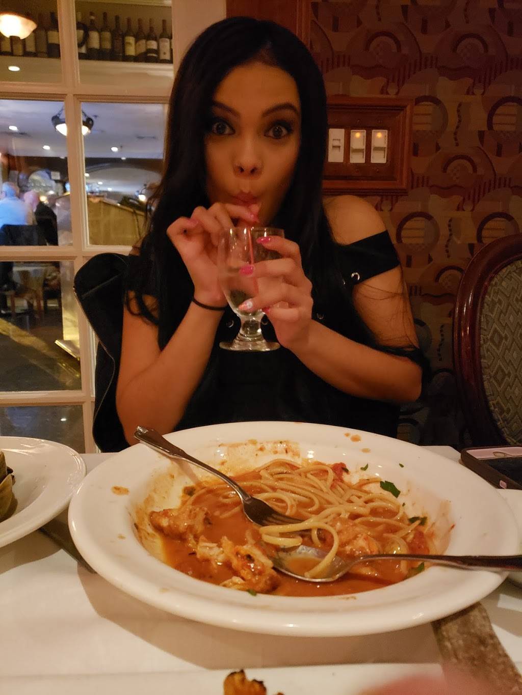 Sam Vera | restaurant | 476 County Rd 520, Marlboro Township, NJ 07746, USA | 7328349889 OR +1 732-834-9889