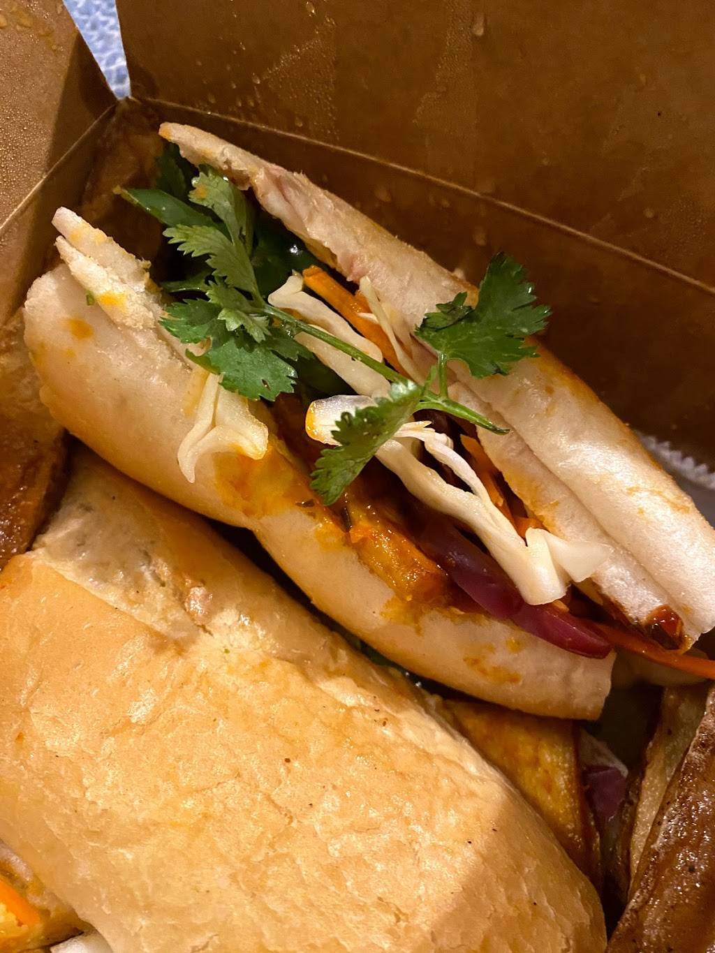 Terron Kitchen | restaurant | 3426 Conrad St, Philadelphia, PA 19129, USA | 2157167111 OR +1 215-716-7111