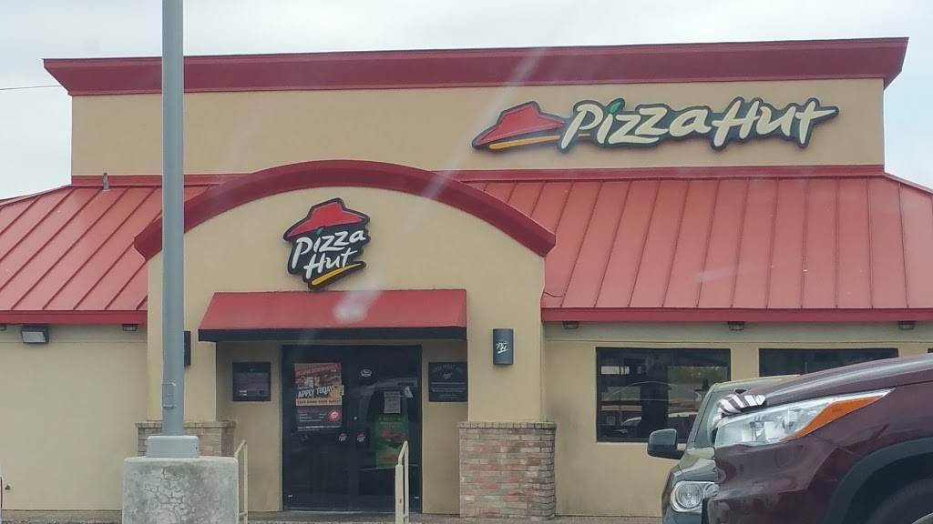 Pizza Hut | restaurant | 11727 West Ave, San Antonio, TX 78216, USA | 2103771876 OR +1 210-377-1876