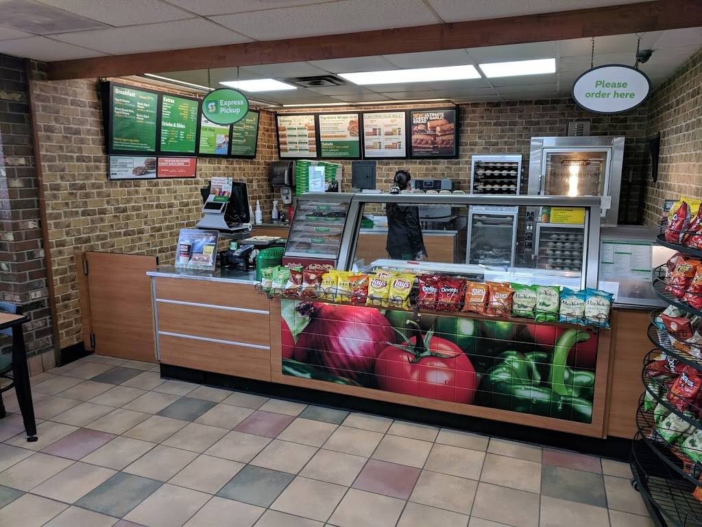 Subway | meal takeaway | 2987 Grand Point Hwy, Breaux Bridge, LA 70517, USA | 3373324166 OR +1 337-332-4166