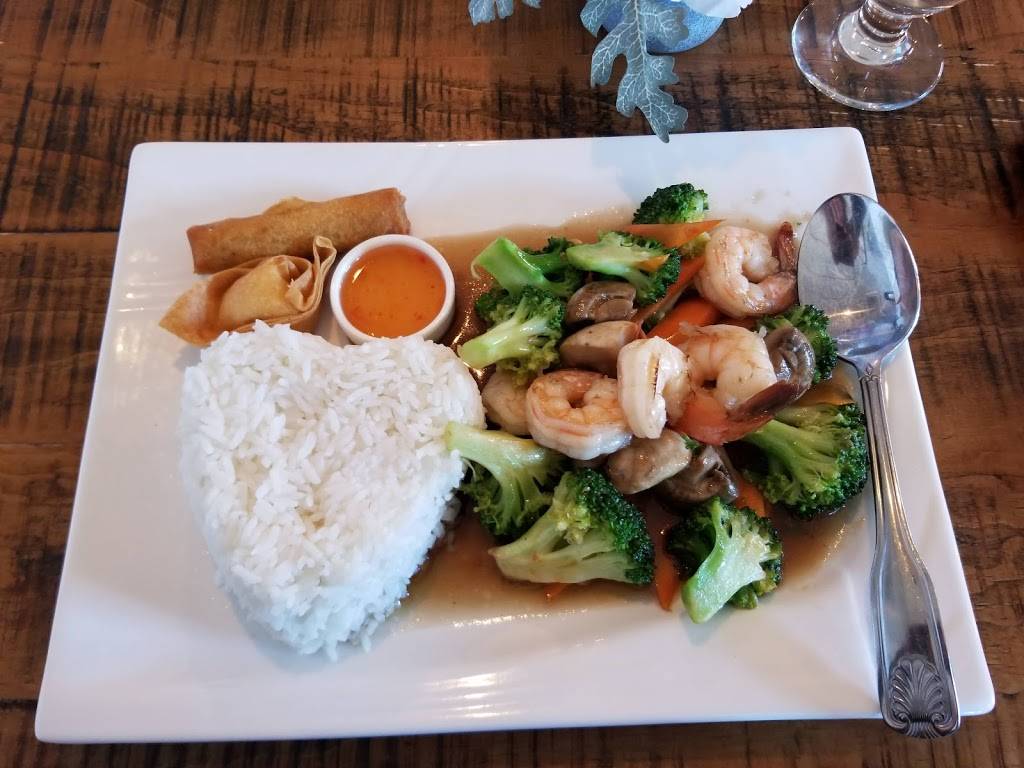 Malai Thai Cuisine | restaurant | 266 N Main St, Randolph, MA 02368, USA | 7819630012 OR +1 781-963-0012