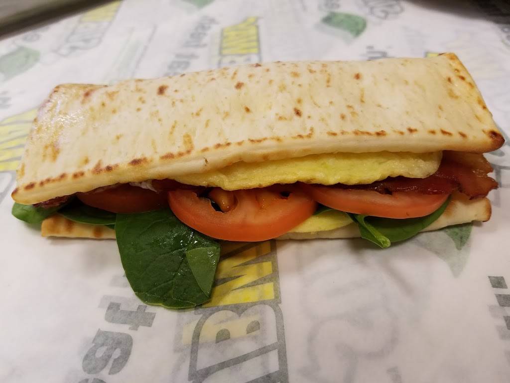Subway Restaurants | restaurant | 1144 Airport Blvd #200 Eastland Plaza Shopping Ctr, Austin, TX 78702, USA | 5129289220 OR +1 512-928-9220