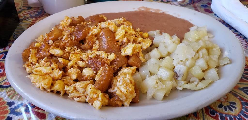 Noes Cafe | restaurant | 1912 N Austin St, Seguin, TX 78155, USA | 8304915319 OR +1 830-491-5319