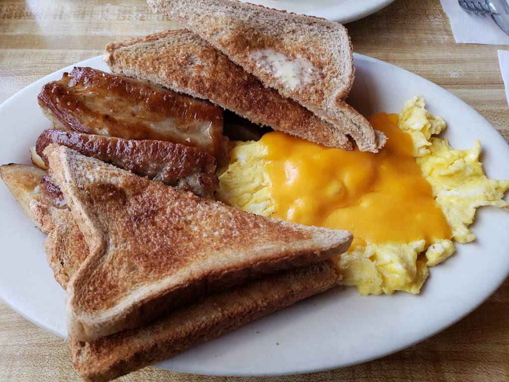 Debs Diner | restaurant | 4 Boston St, Salem, MA 01970, USA | 9787452348 OR +1 978-745-2348