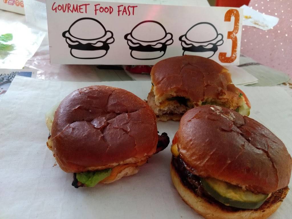 BurgerIM | restaurant | 1551 Premium Outlets Blvd Suite 270, Norfolk, VA 23502, USA | 7574665018 OR +1 757-466-5018