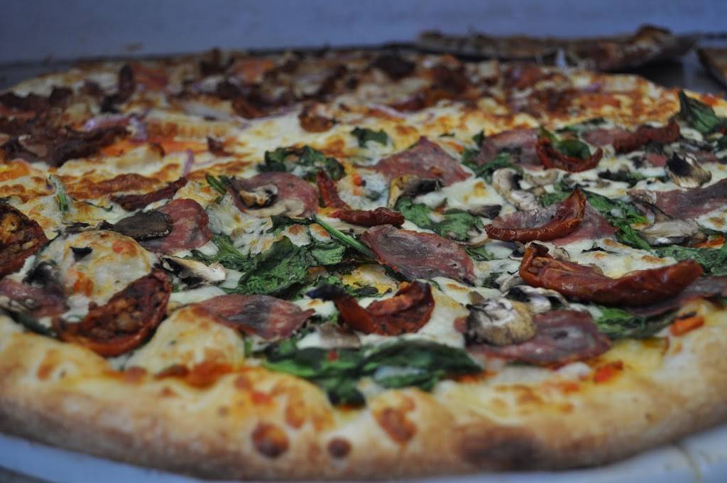 Pizzaville | meal delivery | 5758 Main St UNIT 3, Whitchurch-Stouffville, ON L4A 2T1, Canada | 4167363636 OR +1 416-736-3636