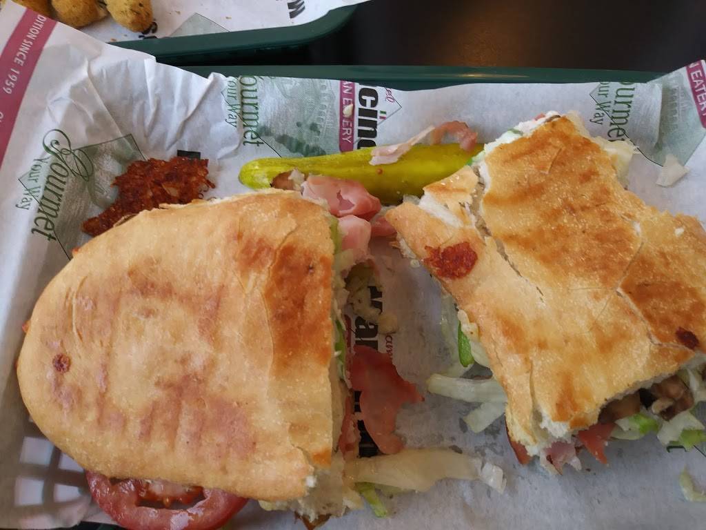 Samuel Mancinos Italian Eatery | restaurant | 52360 N Main St, Mattawan, MI 49071, USA | 2696688225 OR +1 269-668-8225