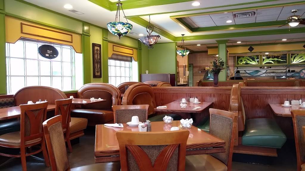 Tiffanys Restaurant Cafe | restaurant | 2179 W Touhy Ave, Des Plaines, IL 60018, USA | 8478135581 OR +1 847-813-5581