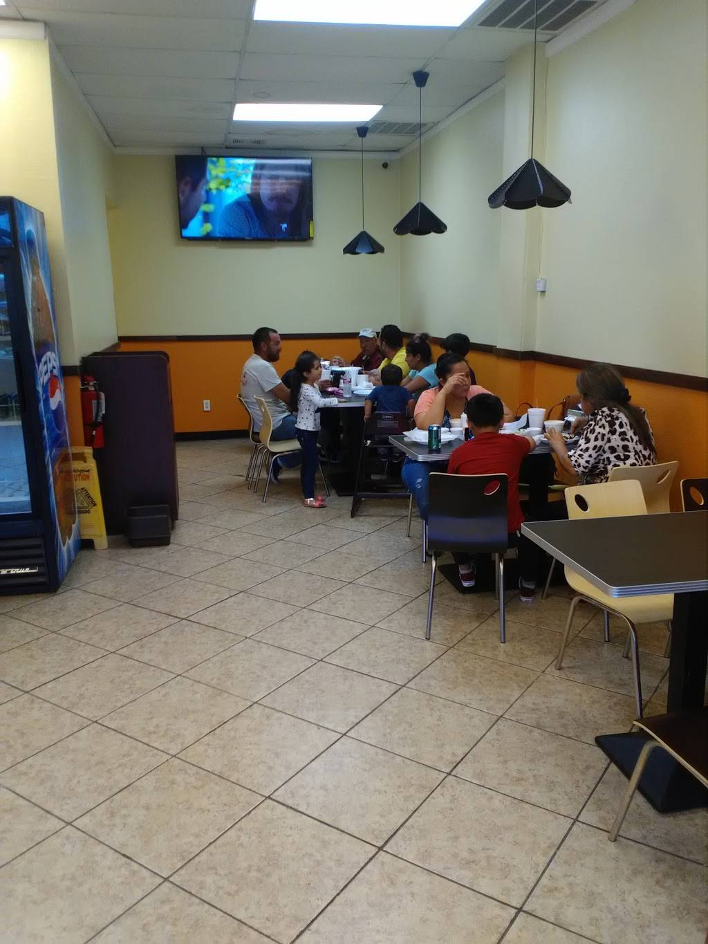 El General | restaurant | 4935 Rolling Meadows Dr, Dallas, TX 75211, USA | 4699414707 OR +1 469-941-4707