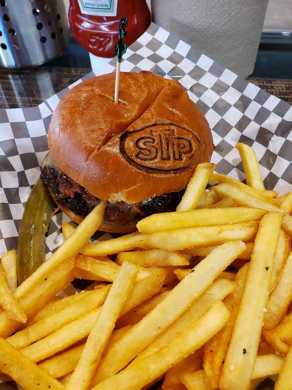 STP Bar-N-Grill | restaurant | 5487 Clairemont Mesa Blvd, San Diego, CA 92117, USA | 8584306911 OR +1 858-430-6911
