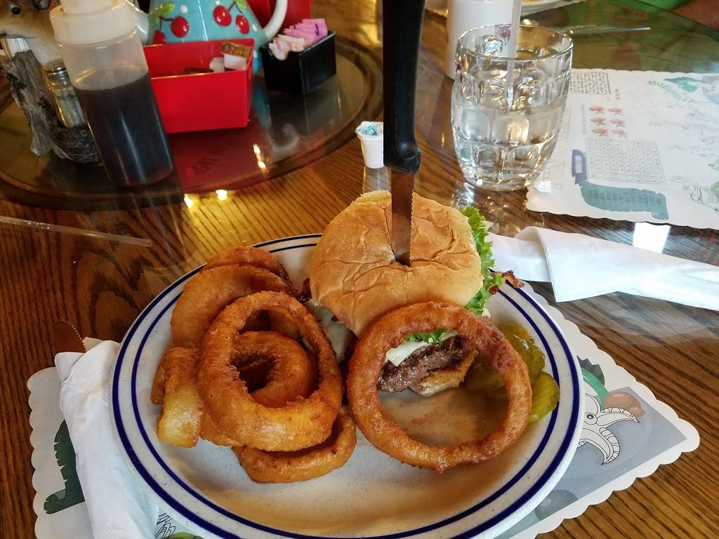 Cherry Tree Inn | restaurant | 8541 NY-3, Henderson, NY 13650, USA | 3159387281 OR +1 315-938-7281