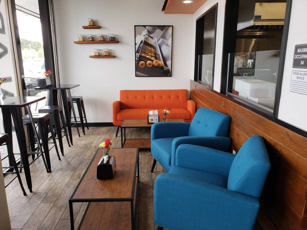 Little Donut House | cafe | 4048 W Kennedy Blvd, Tampa, FL 33609, USA | 8137699209 OR +1 813-769-9209