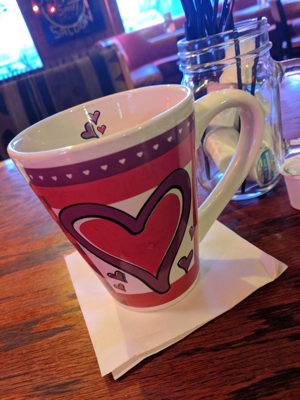 Night Shift Saloon | restaurant | 3095 S Peoria St # B, Aurora, CO 80014, USA | 3037521492 OR +1 303-752-1492