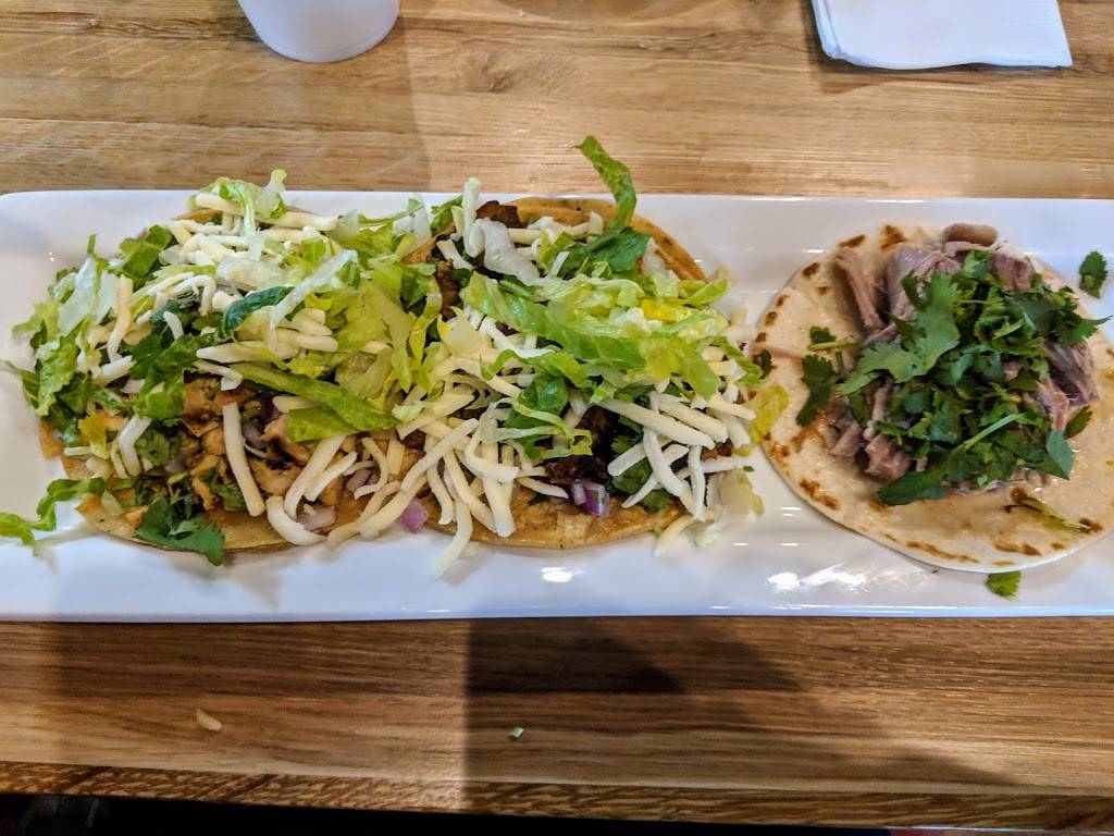 Burrito Parrilla Mexicana - Algonquin | restaurant | 2321 W Algonquin Rd, Algonquin, IL 60102, USA | 2242418443 OR +1 224-241-8443