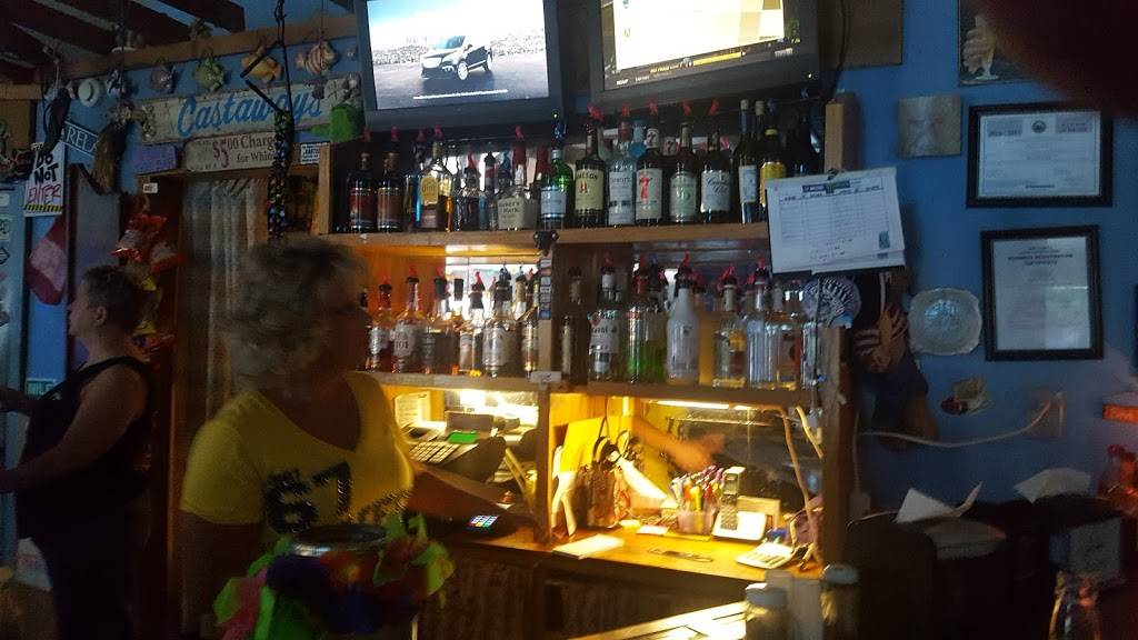 Castaways Bar & Grill | restaurant | 712 Main Ave, Nitro, WV 25143, USA | 3047693070 OR +1 304-769-3070