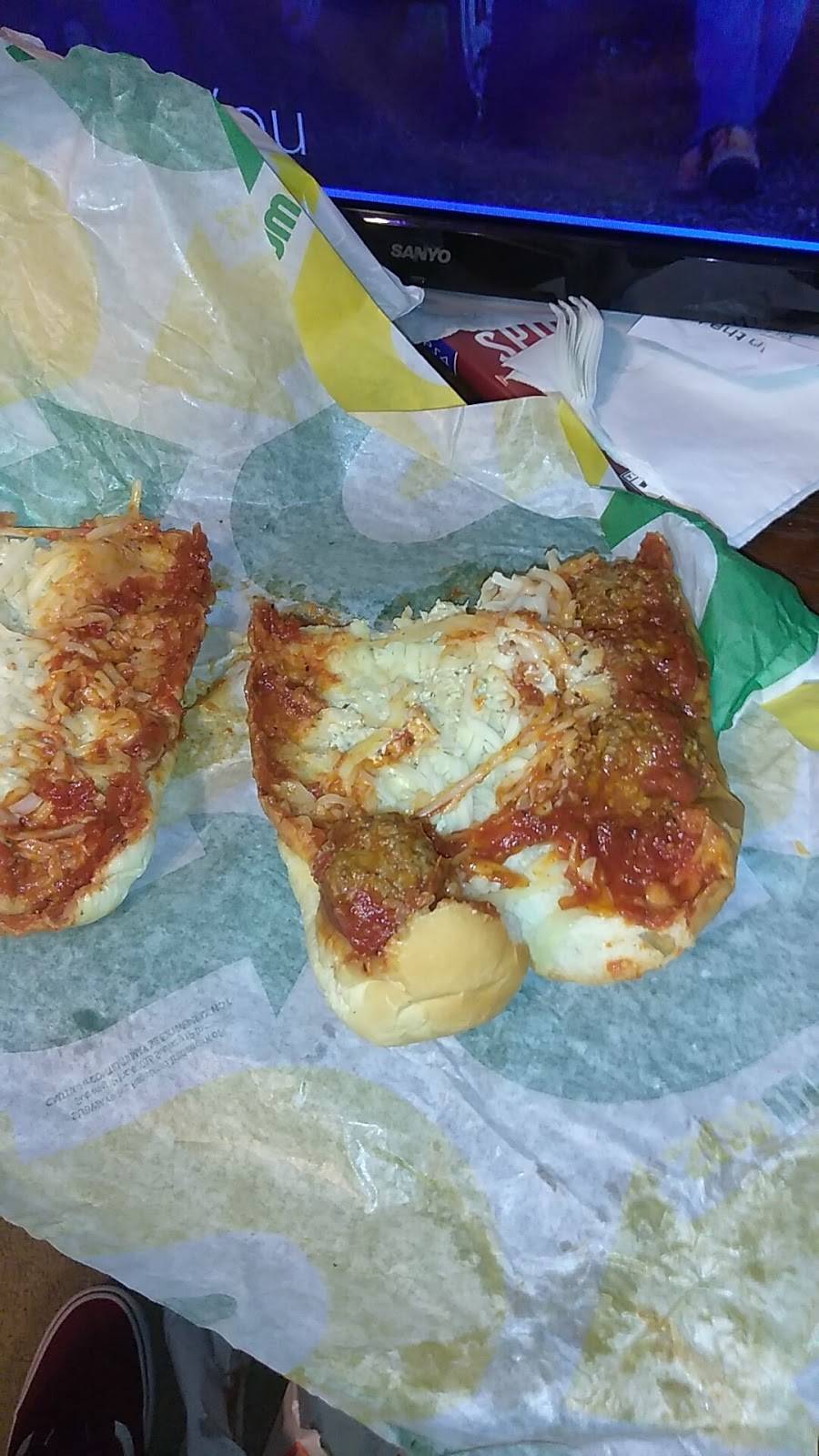 Subway | restaurant | 241 E, FM1382, Cedar Hill, TX 75104, USA | 9722937888 OR +1 972-293-7888