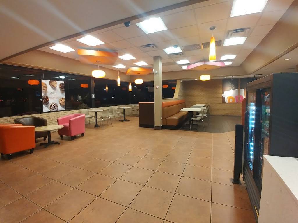 Dunkin | bakery | 300 S US Highway 17, 92, Longwood, FL 32750, USA | 4076366911 OR +1 407-636-6911