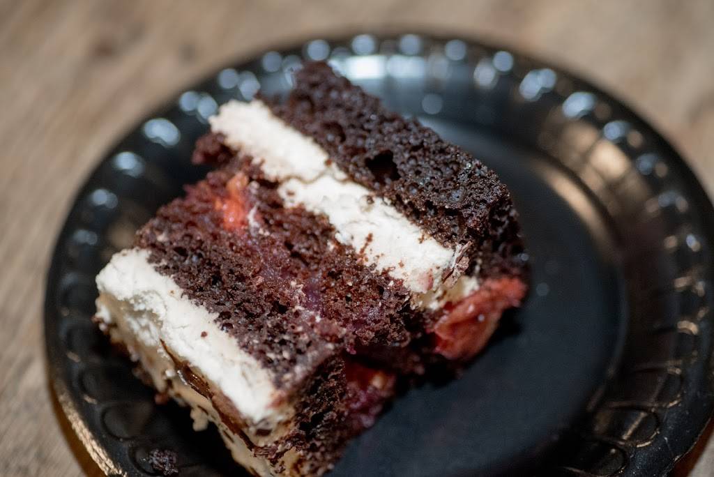 Hofbräuhaus Pittsburgh | restaurant | 2705 S Water St, Pittsburgh, PA 15203, USA | 4122242328 OR +1 412-224-2328