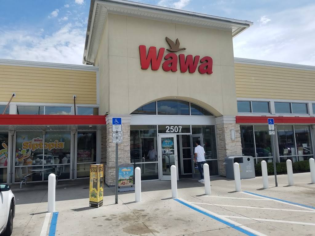 Wawa | cafe | 2507 N John Young Pkwy, Orlando, FL 32804, USA | 4075788574 OR +1 407-578-8574
