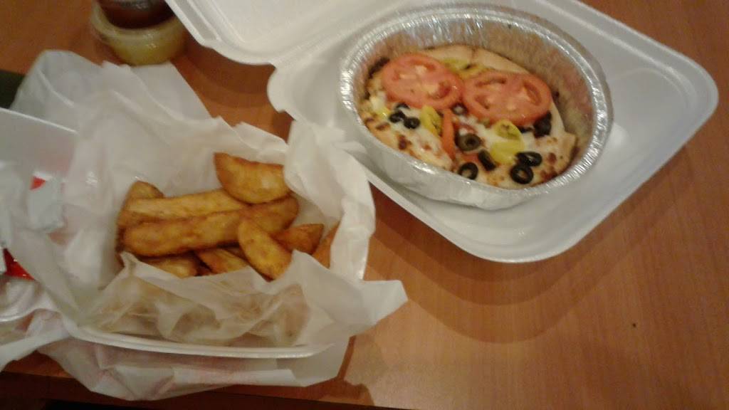 Captain Tonys Pizza | restaurant | 13208 Shaker Square, Cleveland, OH 44120, USA | 2165618669 OR +1 216-561-8669