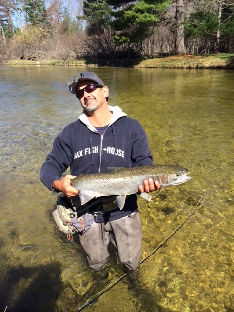 The Post Chicken and Beer - KC | restaurant | 4814 Roanoke Pkwy, Kansas City, MO 64112, USA | 8164377940 OR +1 816-437-7940