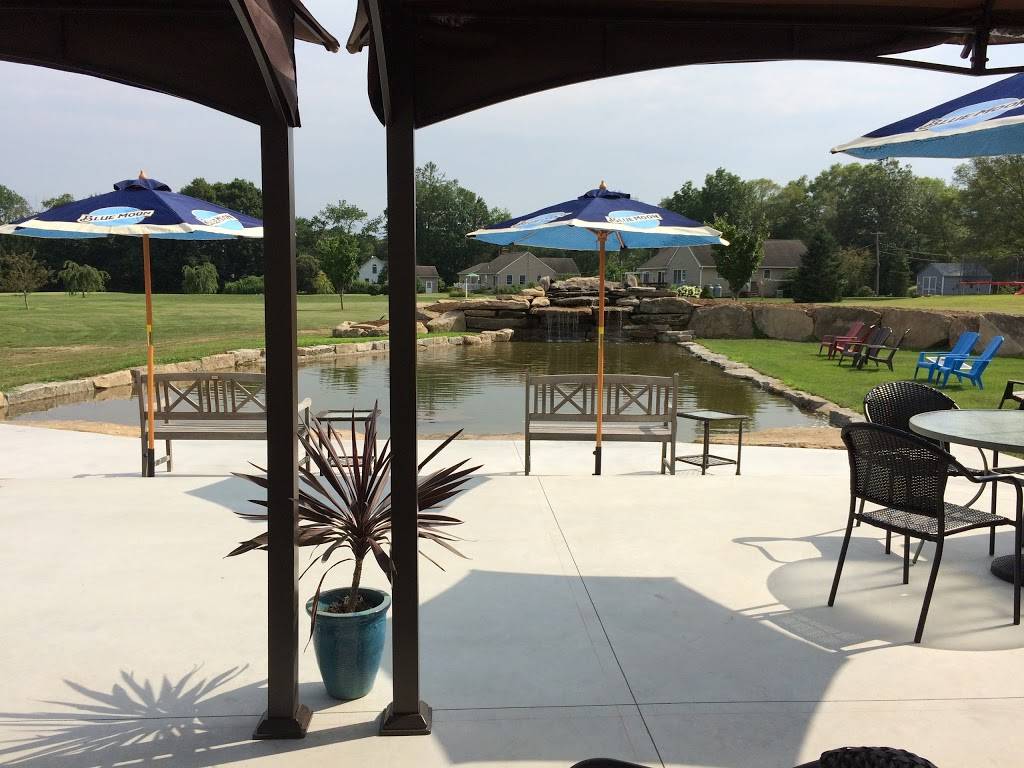 Wood River Golf and The 11th Green Restaurant and Pub | restaurant | 78 A Woodville Alton Rd, Hope Valley, RI 02832, USA | 4013640700 OR +1 401-364-0700