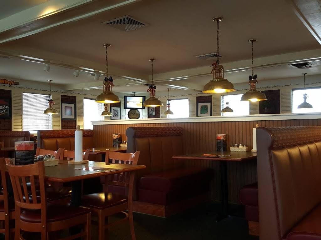 Pizza Hut | restaurant | 211 NJ-37 E, Toms River, NJ 08753, USA | 7323413883 OR +1 732-341-3883