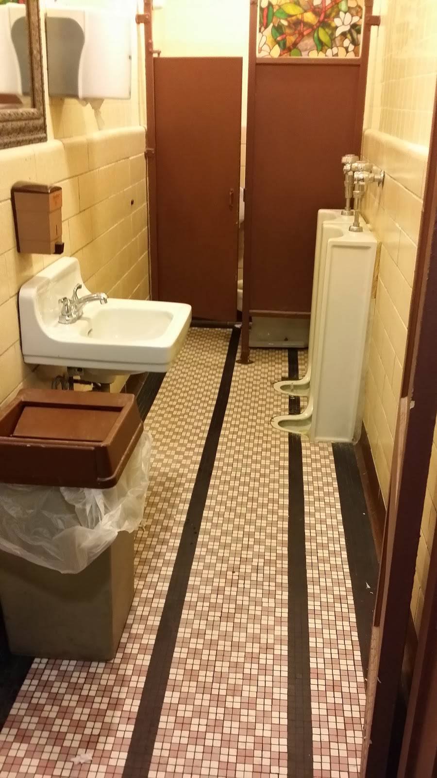 Carmi Soul Food Restaurant | restaurant | 1825 E Carson St, Pittsburgh, PA 15203, USA | 4122310100 OR +1 412-231-0100