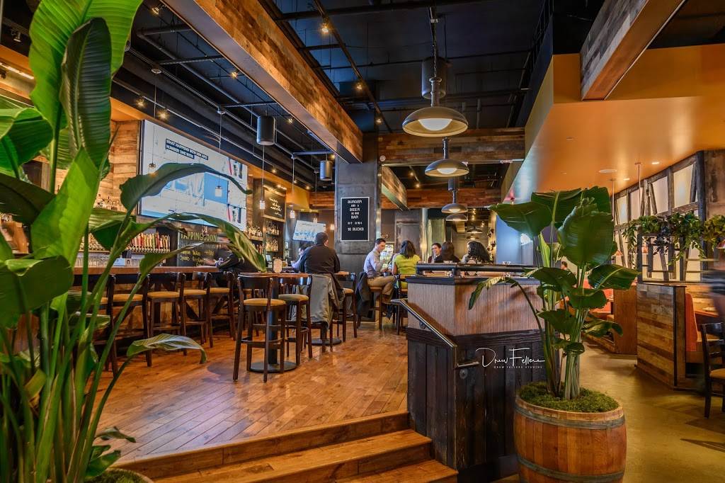 City Tap House Nashville | restaurant | 204 3rd Ave S, Nashville, TN 37201, USA | 6159224015 OR +1 615-922-4015