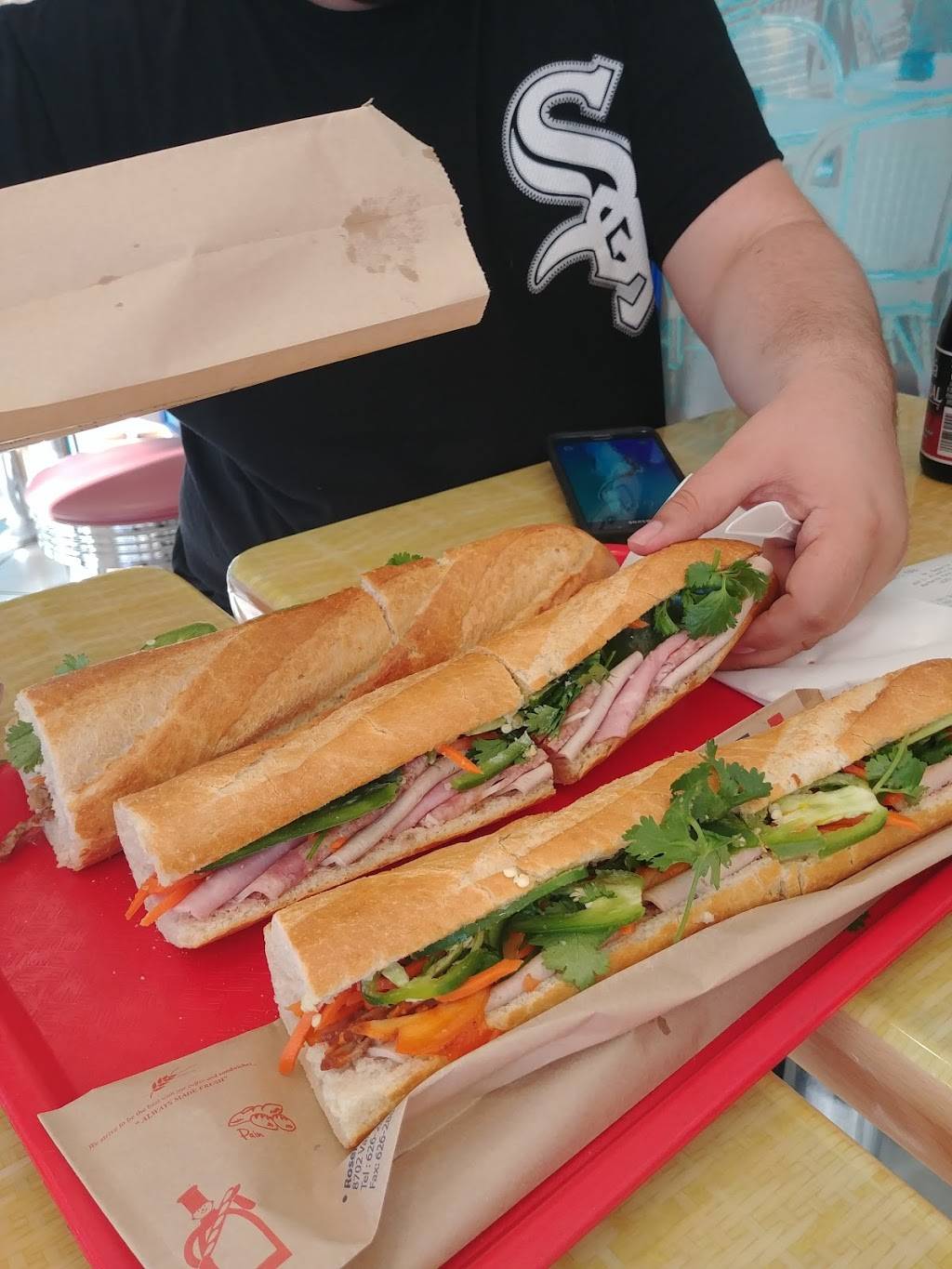 Mr. Baguette | restaurant | 400 S Atlantic Blvd, Monterey Park, CA 91754, USA | 6262829966 OR +1 626-282-9966