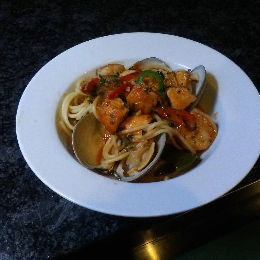 Emilys Restaurant & Carryout | restaurant | 2065 University Blvd E Suite D, Hyattsville, MD 20783, USA | 3014455804 OR +1 301-445-5804