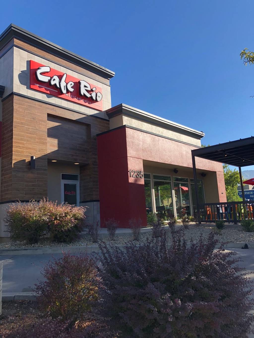 Cafe Rio Mexican Grill | restaurant | 1235 E 2100 S, Salt Lake City, UT 84106, USA | 8018891654 OR +1 801-889-1654