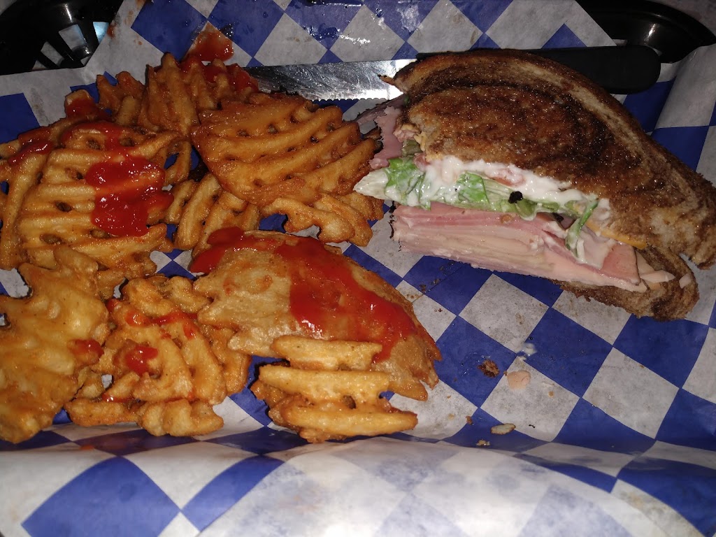 5th Quarter | restaurant | 420 Mill St, Van Meter, IA 50261, USA | 5159969258 OR +1 515-996-9258