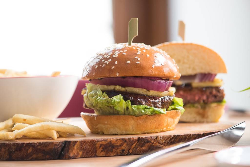 Tangata Restaurant | restaurant | 2002 N Main St, Santa Ana, CA 92706, USA | 7145500906 OR +1 714-550-0906