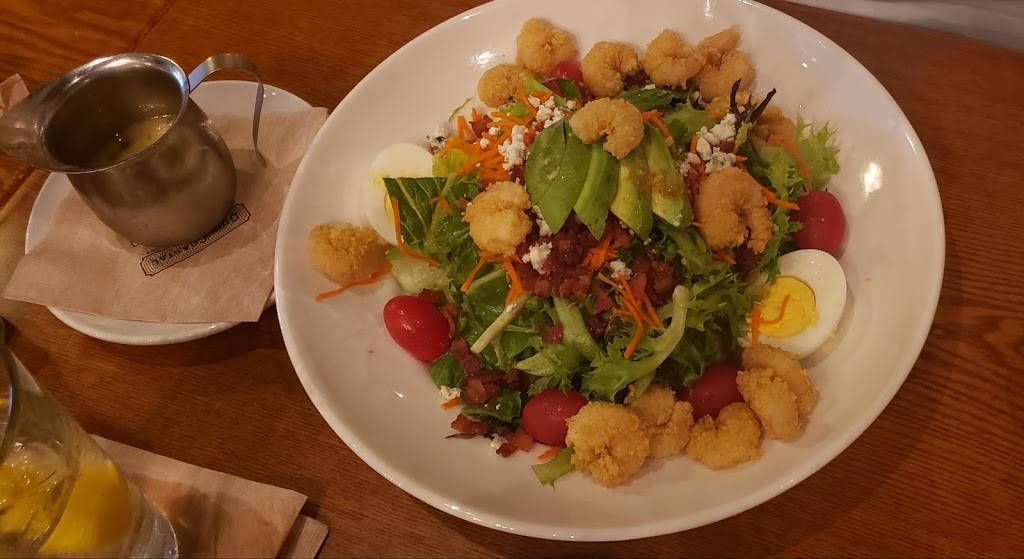 Goin Coastal | restaurant | 125 W Main St, Canton, GA 30114, USA | 7704793737 OR +1 770-479-3737