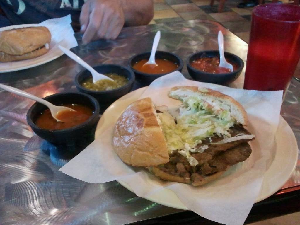 Chips & Salsa Taquerías y Mariscos | restaurant | 14235 S Western Ave, Blue Island, IL 60406, USA | 7082391155 OR +1 708-239-1155